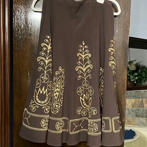 Women’s embroidered skirt with sequins
